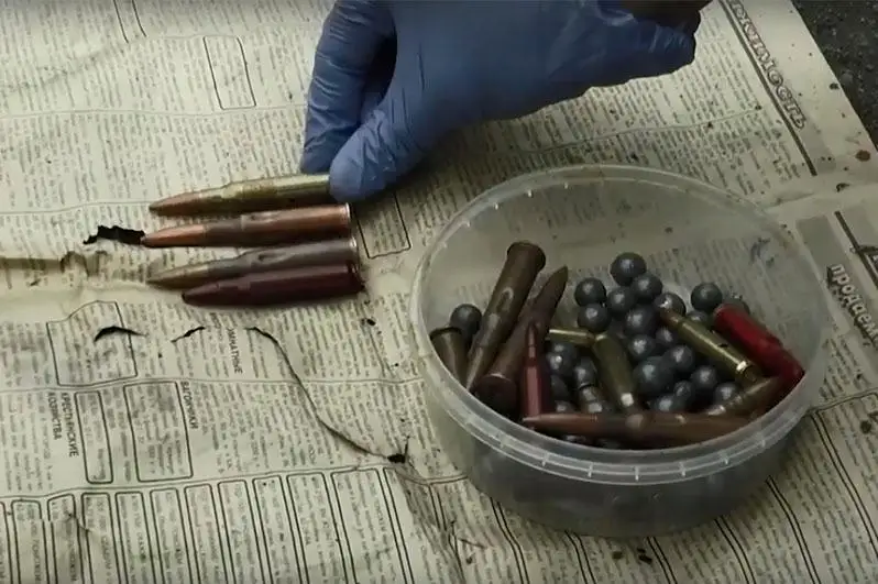 Боеприпасы нашли у алматинских гаражей