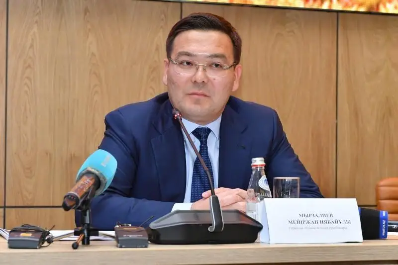 تۇركىستان وبلىسى اكىمىنىڭ ورىنباسارىنىڭ «ۇستالۋىنا» قاتىستى تۇسىنىك بەرىلدى