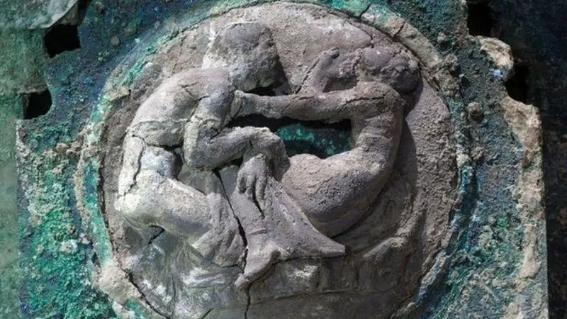 يتاليادا پومپەي قالاسى ماڭىنان ەجەلگى زامانعى كۇيمە تابىلدى