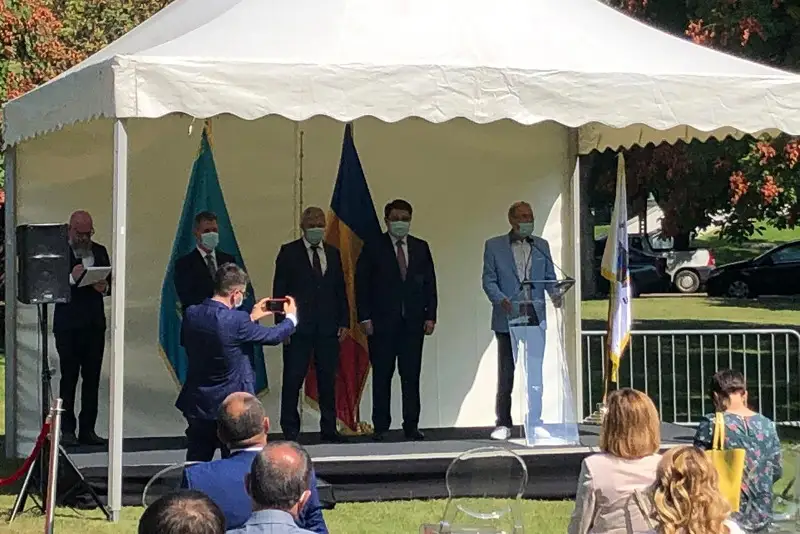 رۋمىنيادا ابايدىڭ بيۋستى اشىلدى