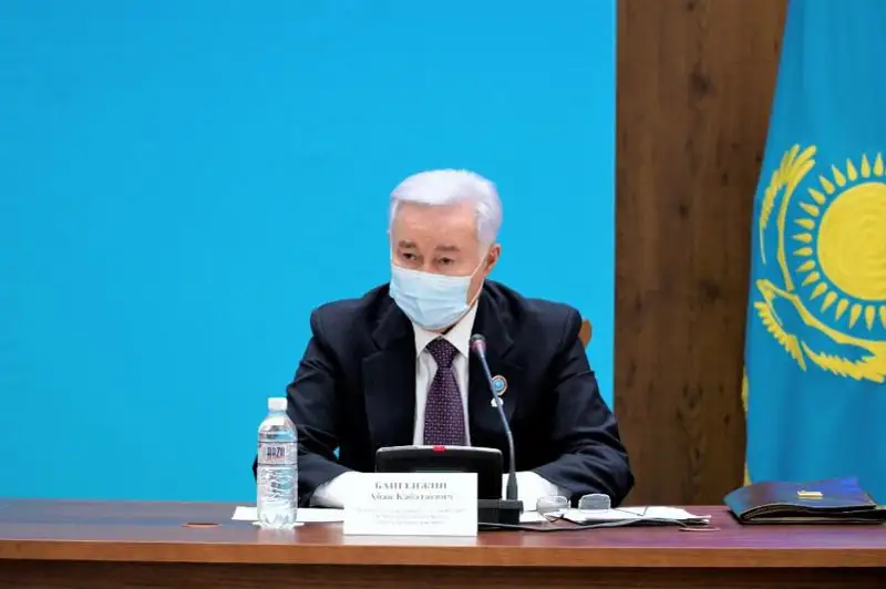 اباي بايگەنجين: قازاقستاندىقتارعا سالىنىپ جاتقان ۆاكسينا ەڭ تابىستى ازىرلەمەلەردىڭ ءبىرى