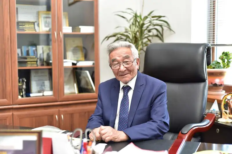 وتاندىق عالىم كوروناۆيرۋستى جەڭۋ ءۇشىن قالاي تاماقتانۋ كەرەكتىگىن ايتتى