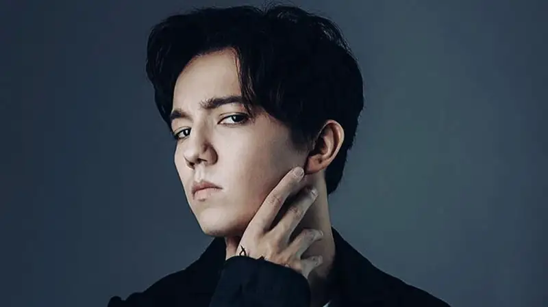 ا ق ش-تىق تەلەارنادا ديماش قۇدايبەرگەننىڭ سۇحباتى كورسەتىلەدى