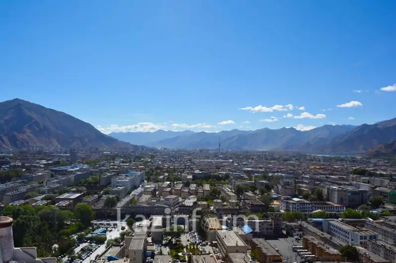 Ограничения ввели в крупном городе Тибета из-за вспышки коронавируса