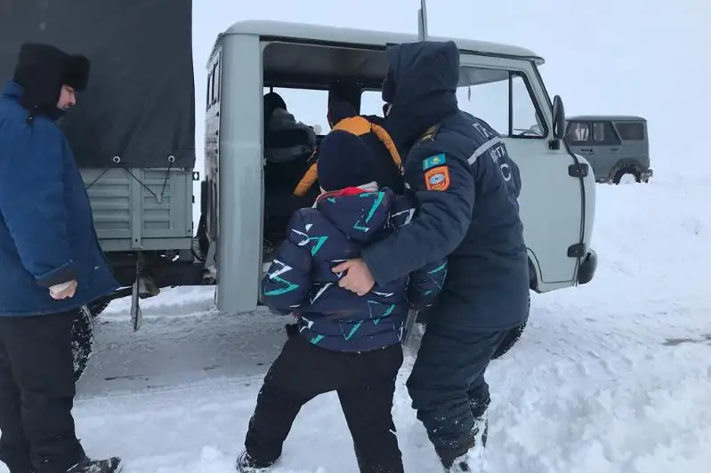 40 человек спасли за сутки на дорогах Актюбинской области