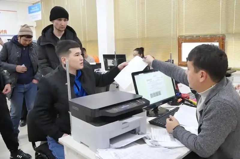 Комиссия по трудоустройству продолжает свою работу в Жанаозене