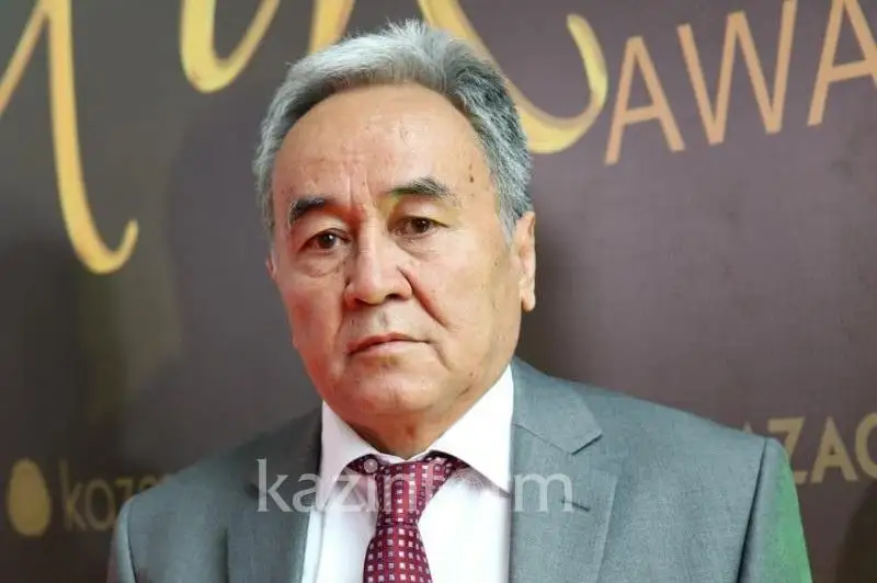 ەرلان قوجاگەلديەۆ: شەتتەگى قانداستارىمىزدى وتانىندا بولىپ جاتقان وقيعالار تۋرالى كۇن سايىن حاباردار ەتىپ وتىرۋ ۇلكەن جەتىستىك دەپ باعالار ەدىم