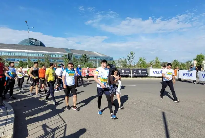 Марафонцы из 24 стран и Казахстана участвуют в Nur-Sultan Half Marathon