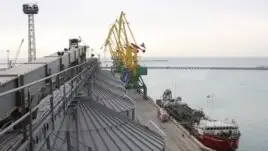 Ақтау портындағы бидай терминалы.