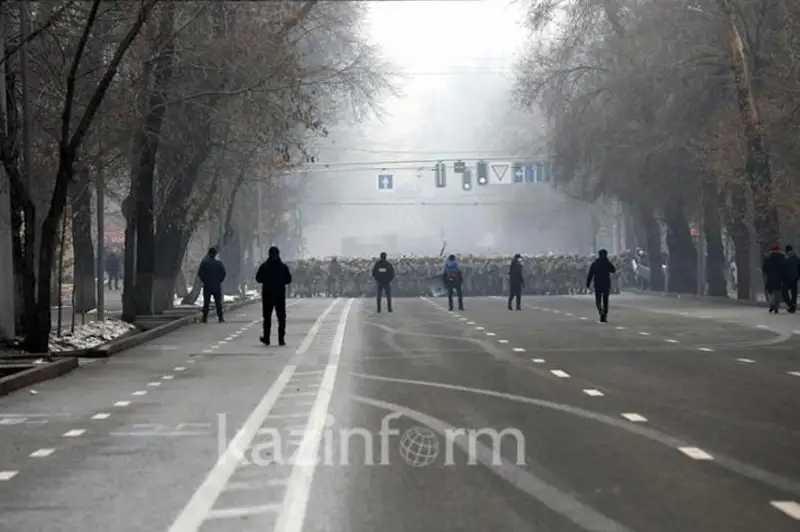 Сколько физических и юридических лиц признано потерпевшими по январским событиям