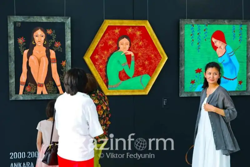 Молитва Лейлы: персональная выставка известной художницы открылась в Нур-Султане