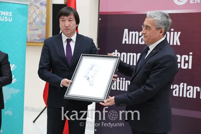 Астанада Түркияның тұңғыш президенті Ататүрікке арналған фотокөрме ашылды