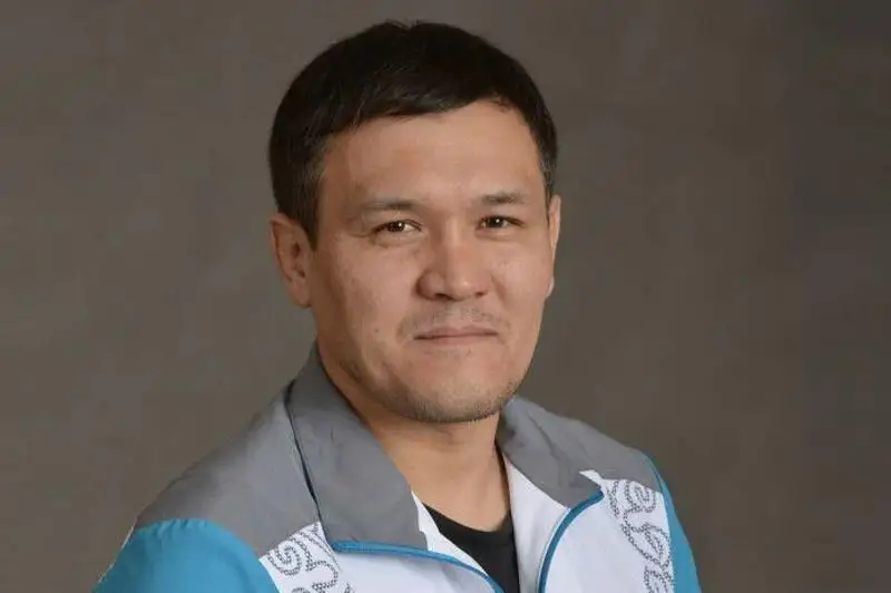 قازاق كۇرەسىنە قاتىستى مەكتەپ باعدارلاماسى ازىرلەنىپ جاتىر - ەرلان ەستەك