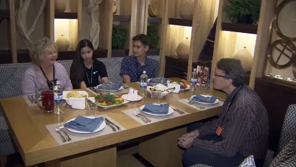 ا ق ش ازاماتتارى اسىراپ العان 32 قازاق بالاسى ەلورداعا كەلدى