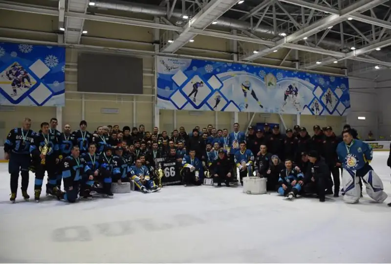 Спасатели посвятили победу на турнире по хоккею памяти Аскара Забикулина