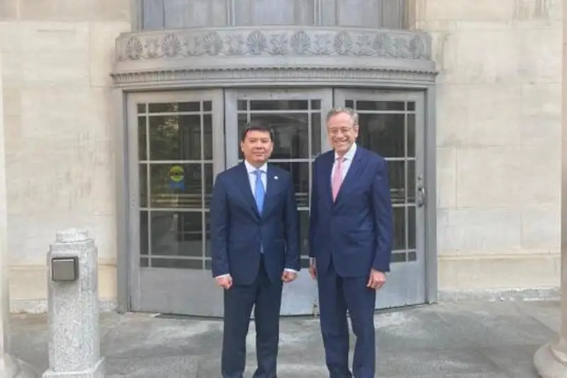 ق ر ادىلەت ءمينيسترى ا ق ش- تا ءبىرقاتار ماڭىزدى كەزدەسۋلەر وتكىزدى