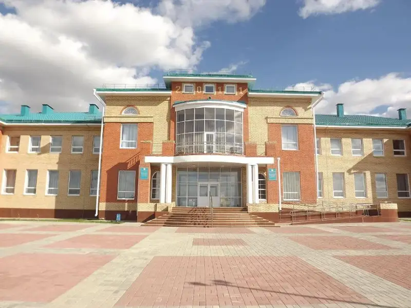 Ряд костанайских школ получит имена исторических деятелей