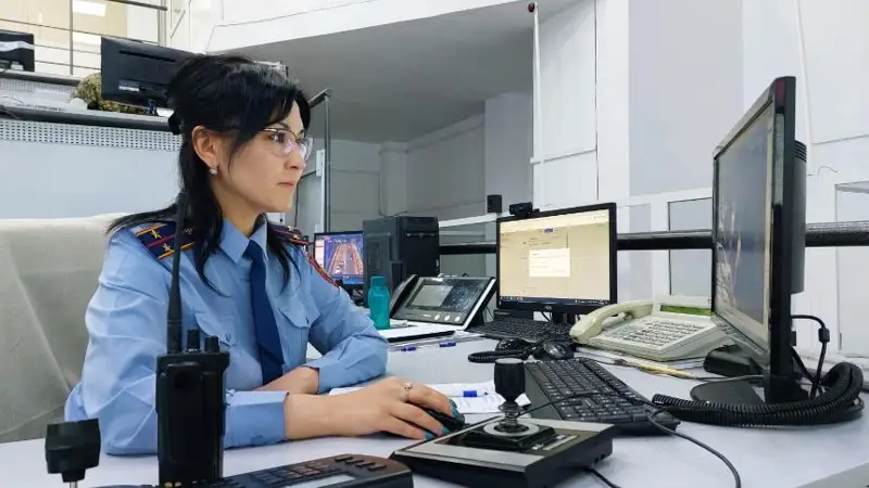 Девушка-полицейский задержала пьяного дебошира в Павлодаре