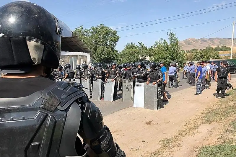 قىرعىزستاندا اتامبايەۆتى ۇستاۋ وقيعاسىنىڭ ءمان- جايىن انىقتاۋ ءۇشىن مەم كوميسسيا قۇرىلدى