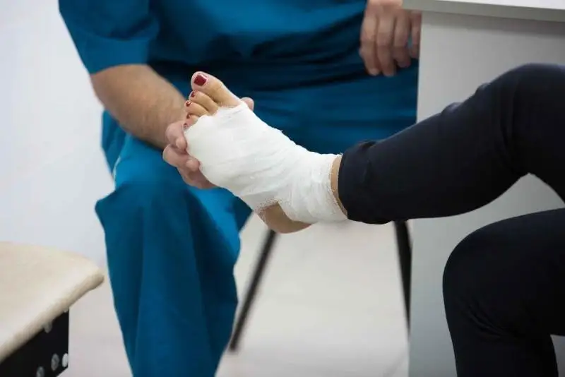 В связи с непогодой в Атырау резко увеличилось число травмированных  людей