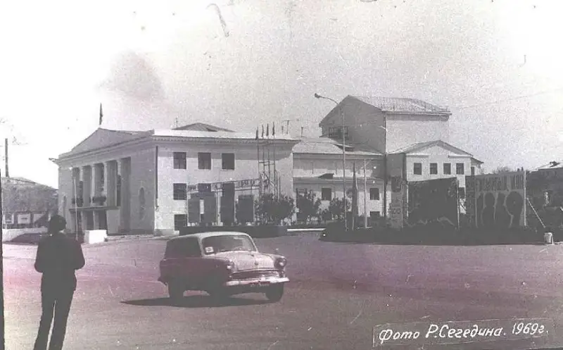 Выставка уникальных исторических фотографий проходит в Актобе