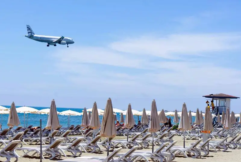 Кипр отменил для туристов все антиковидные ограничения