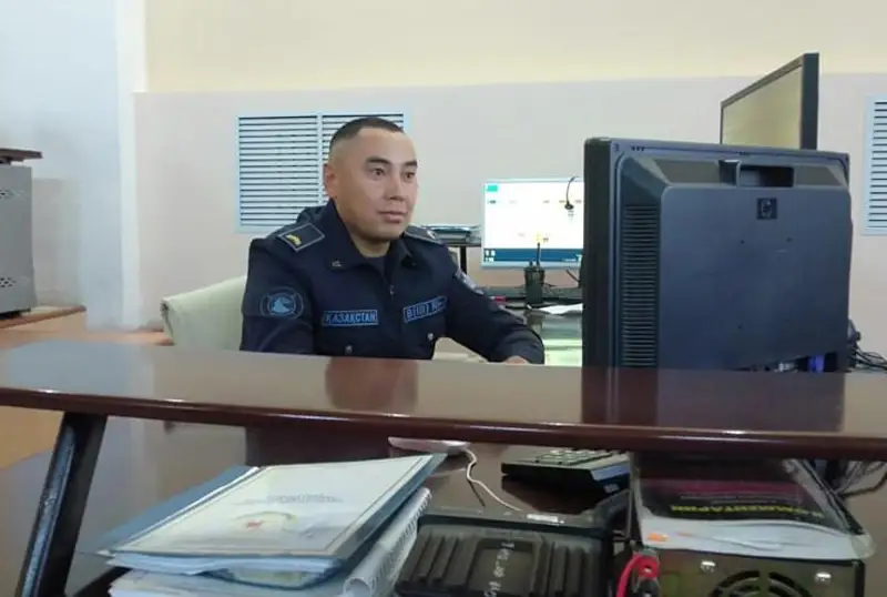 Вооруженного грабителя задержали гвардейцы в Атырау