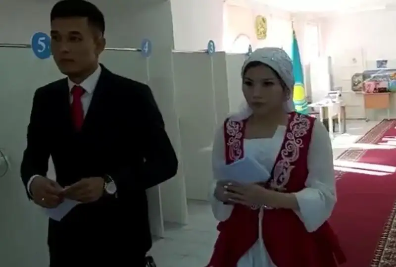 Қызылордада бүгін шаңырақ көтерген жас жұбайлар дауыс берді