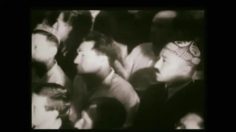 بەيىمبەت، ءىلياس پەن ساكەننىڭ ءتىرى بەينەسى - كەسكىن