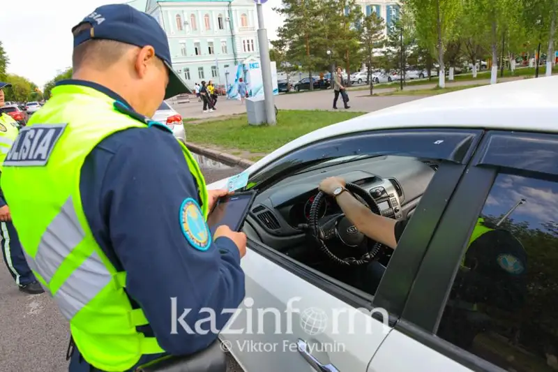 Лишать водительских прав на 1 год за установку фальшивого госномера будут в РК