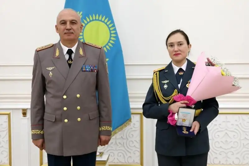 Глава Минобороны РК поздравил военнослужащих с Днем защитника Отечества