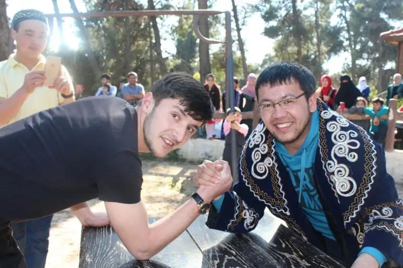 قازاقى سالتتى دارىپتەيتىن مۇمكىندىكتەردى جىبەرمەۋگە تىرىسامىز - يوردانيا ۋنيۆەرسيتەتىنىڭ وقىتۋشىسى