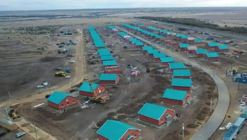 Строительство домов для погорельцев завершают в Костанайской области
