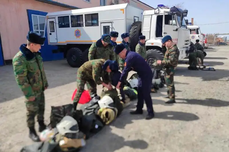 Атырауские спасатели отправились на помощь в ЗКО