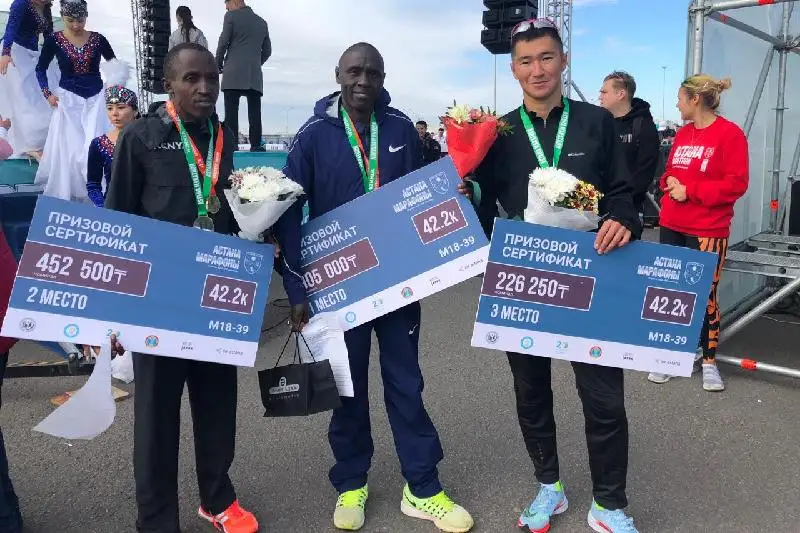 Â«Astana Marathon 2018Â» Ð¶Ð°ÑÑÑÑÐ½ÑÒ£ Ð¶ÐµÒ£ÑÐ¼Ð¿Ð°Ð·Ð´Ð°ÑÑ Ð±ÐµÐ»Ð³ÑÐ»Ñ Ð±Ð¾Ð»Ð´Ñ