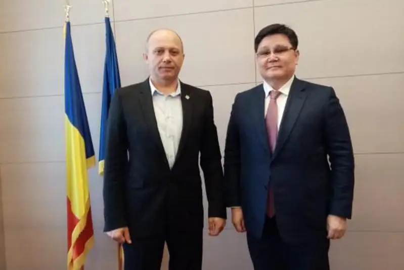 Посол Казахстана обсудил сотрудничество с министром предпринимательства и туризма Румынии