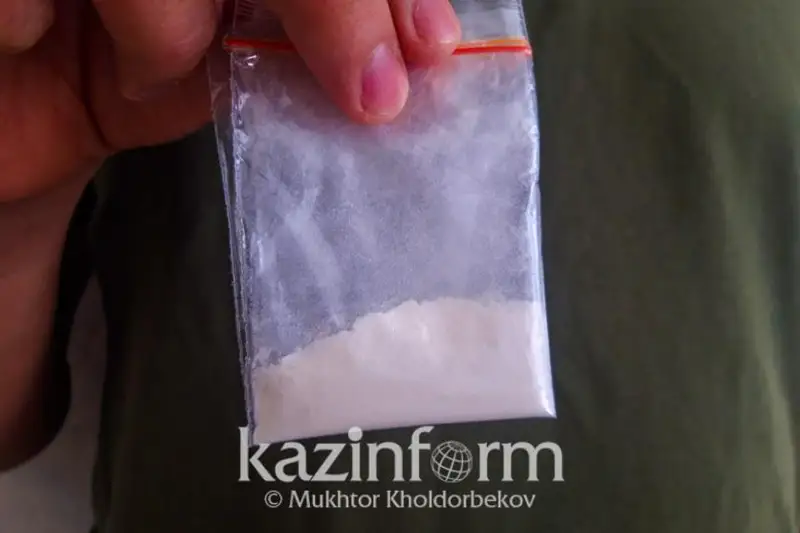 Крупную партию наркотиков изъяли у жителя Семея
