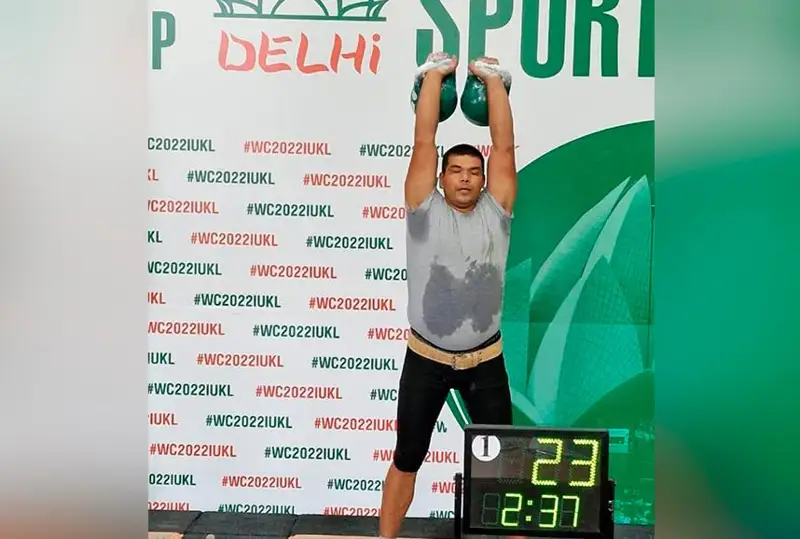 Atyraýlyq muǵalim gir sportynan álem chempıony atandy