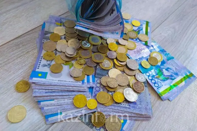 Taratylatyn segiz banktegi depozıtter  31 mamyrǵa deıin BJZQ-ǵa aýdarylady