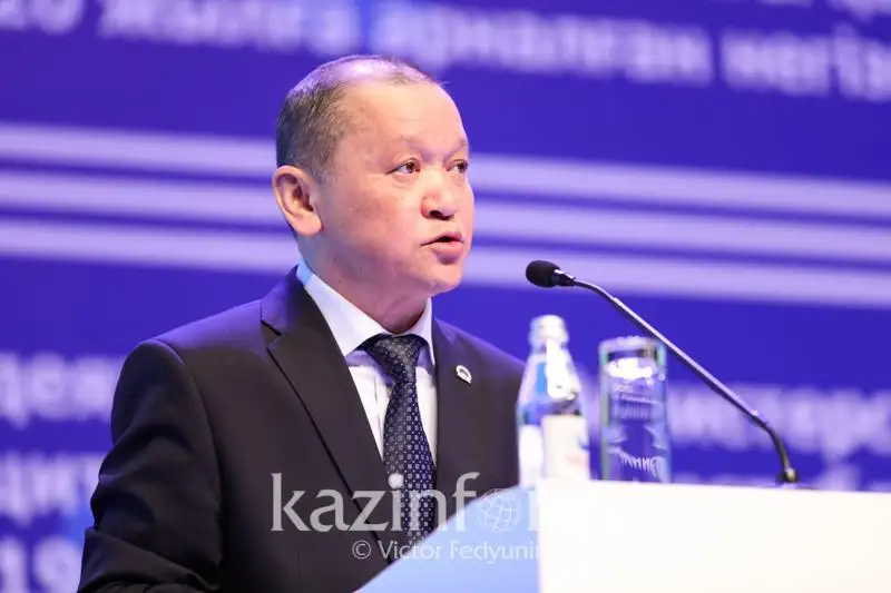 بالا كۇتىمى بويىنشا جاردەماقى تولەۋدى 3 جىلعا دەيىن ۇلعايتۋ قاراستىرىلۋدا - مينيستر