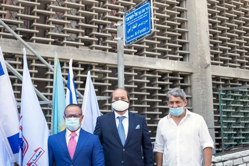 يزرايلدە ءال-فارابيدىڭ ەسىمى ماڭگى ەستە ساقتالدى