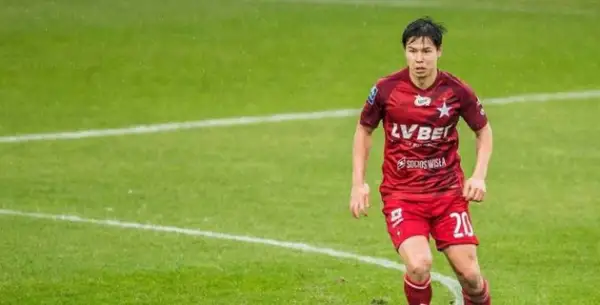 قازاقستاندىق فۋتبولشى ەۋروپالىق كلۋبپەن جاڭا كەلىسىمشارتقا قول قويدى