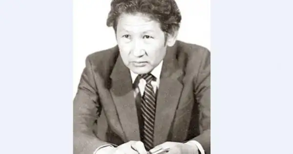 رىمعالي نۇرعالي. الاشتىڭ باس شىعارماسى