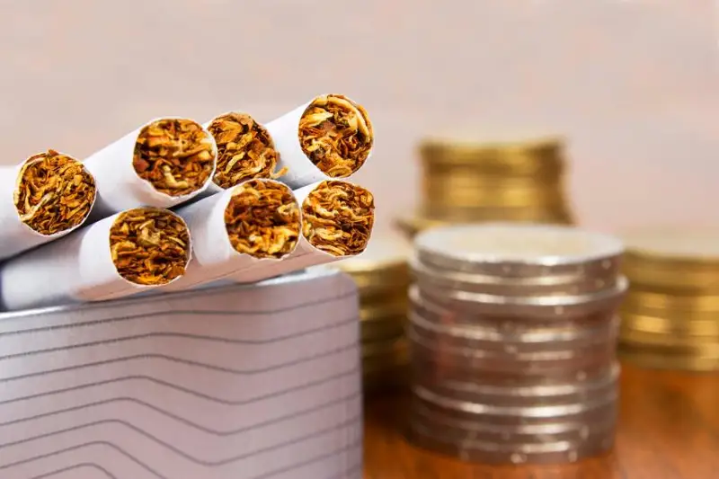 Контрафакт и его последствия: почему курить подделки опасно