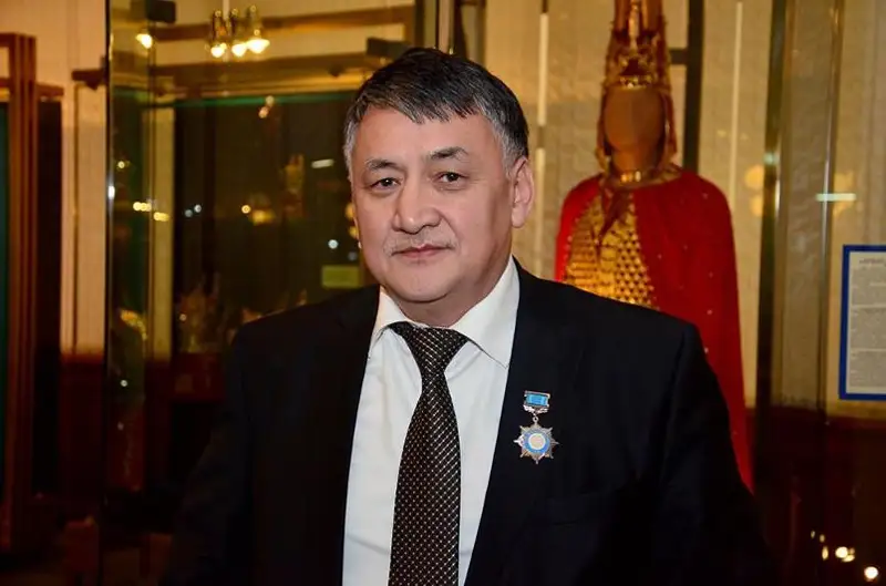 قازاق ءتىلىن رەفورمالايمىز دەسەك، تاۋەكەلشىل قادامدار قاجەت - بولات جەكسەنعاليەۆ