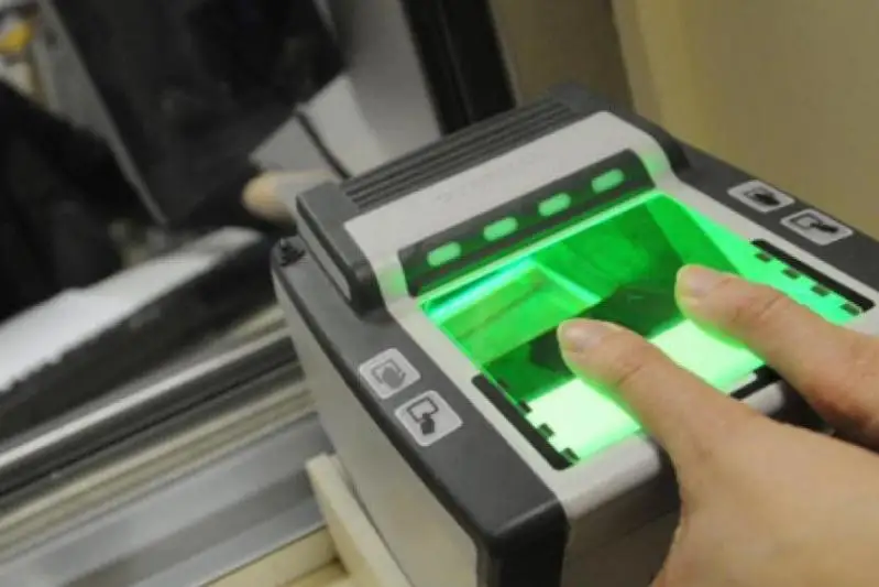 Около 40 столичных жителей  прошли дактилоскопирование при оформлении документов