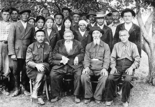 ەكى كەنەن تۋمايدى، الاتاۋعا ەكسەڭ دە