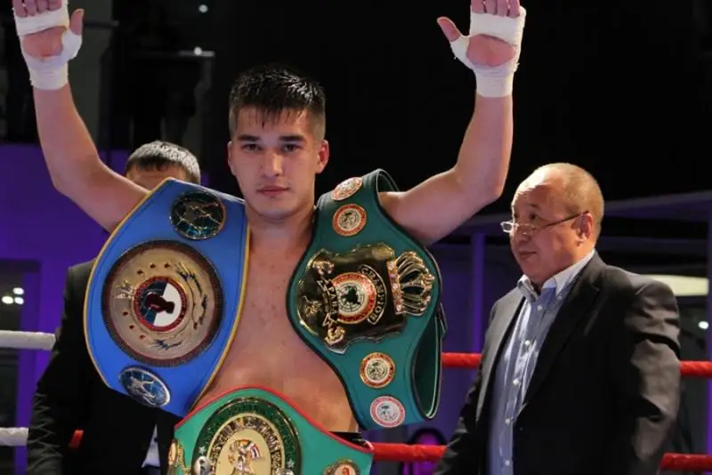 قازاقستاندىق بوكسشى ءتورت جىلدىق ۇزىلىستەن كەيىن رينگكە ورالماق