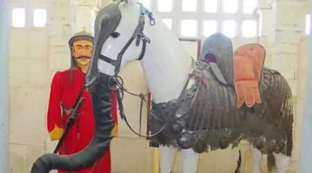 ۇندىلەردى جەڭىسكە جەتەلەگەن اسكەري ايلا