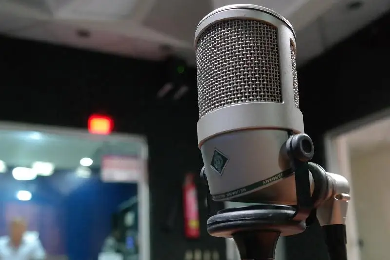 كينو ءتۇسىرۋ الاڭىندا جۇمىس ىستەگەن 12 اۋدارماشى امەريكالىقتارمەن ەرىپ كەتىپ قالدى - گۇلنار سارسەنوۆا